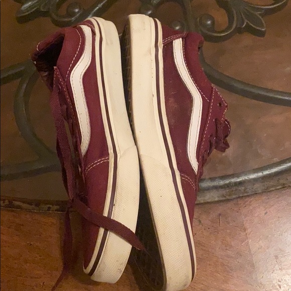 Vans - Picture 2 of 8